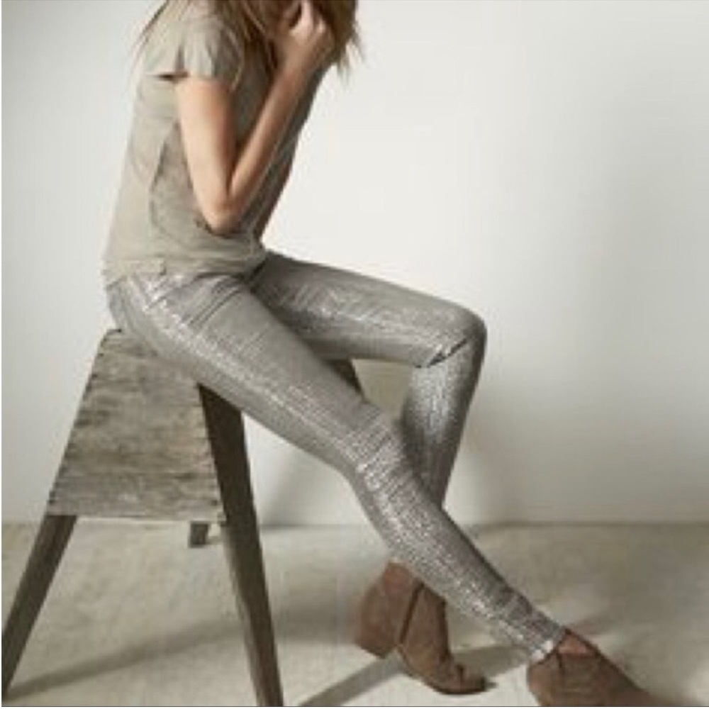 True Religion Chrissy Metallic Low Rise Jeans Size 27 Tear Drop Gray Snake Print